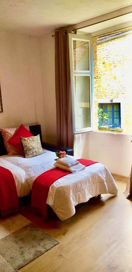 Franreal, 4 Appartements Сарла-ла-Канеда Екстериор снимка